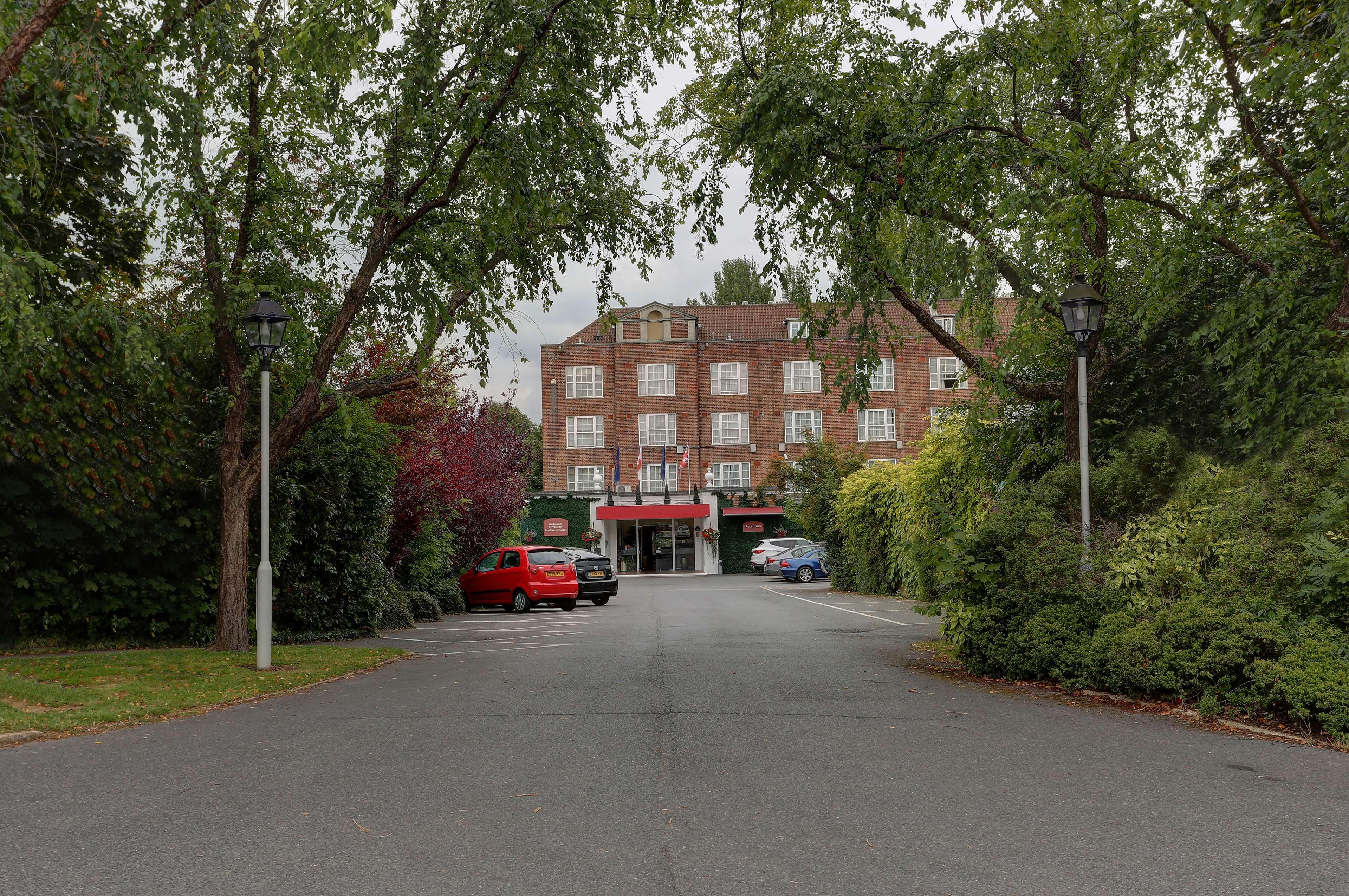 Best Western Homestead Court Hotel Welwyn Garden City Exterior foto