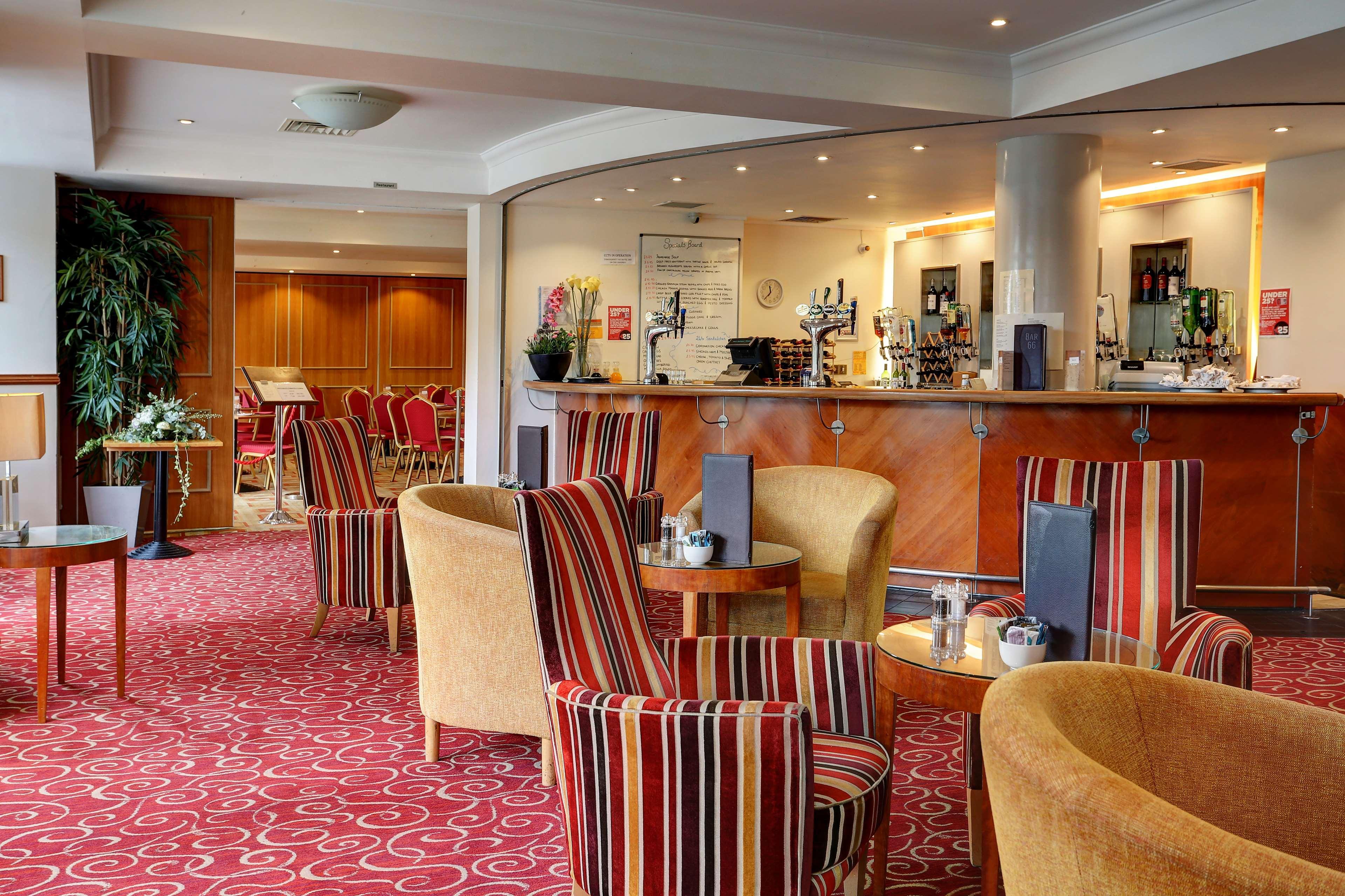 Best Western Homestead Court Hotel Welwyn Garden City Exterior foto